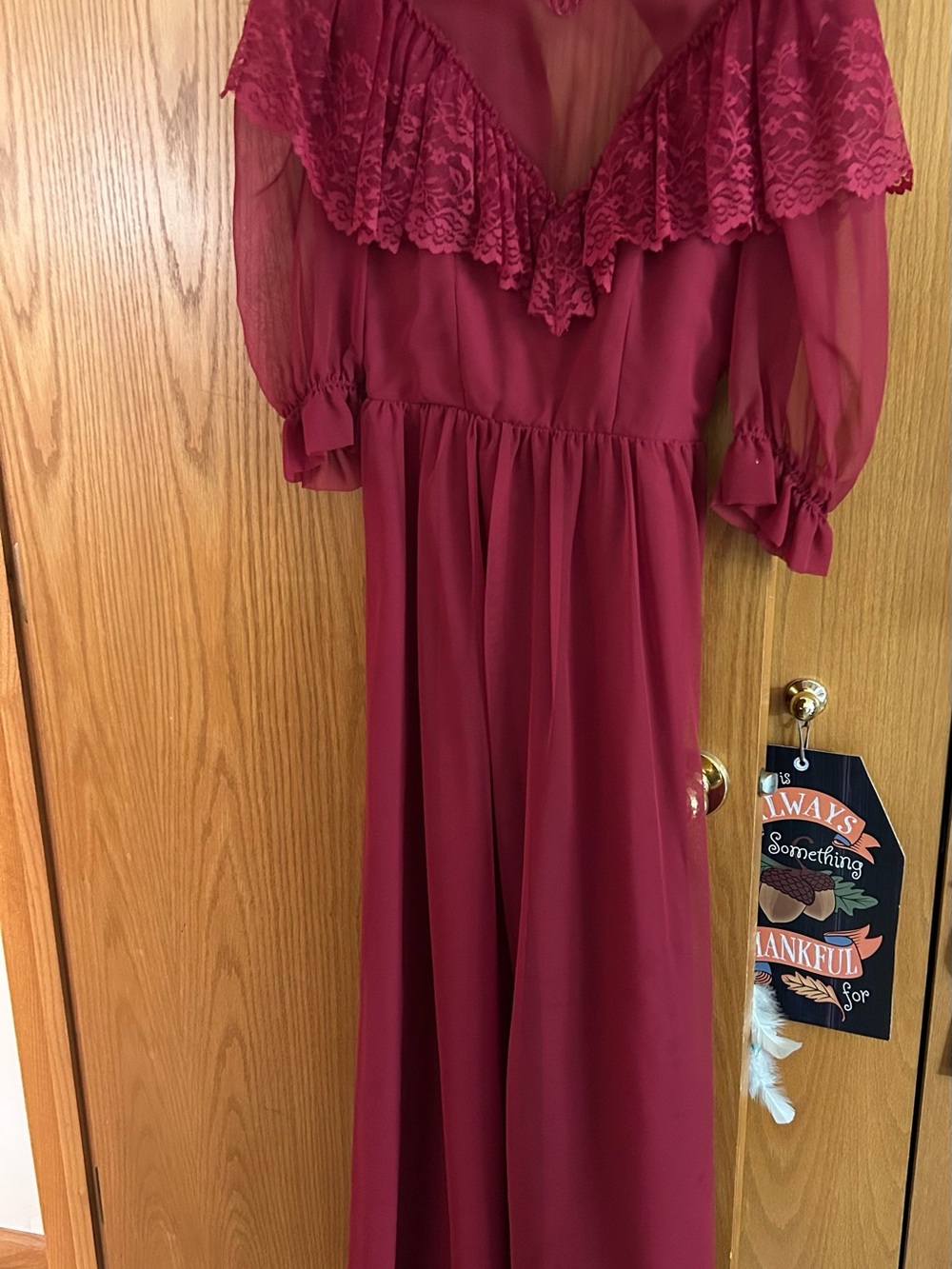 Vintage Sheer Lace Ruffle Burgundy Bridesmaid Maxi Dress. Lined. Size 9/10